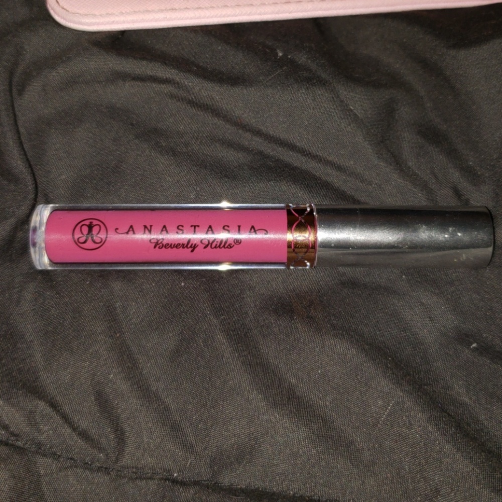 ABH Liquid Lipstick Craft